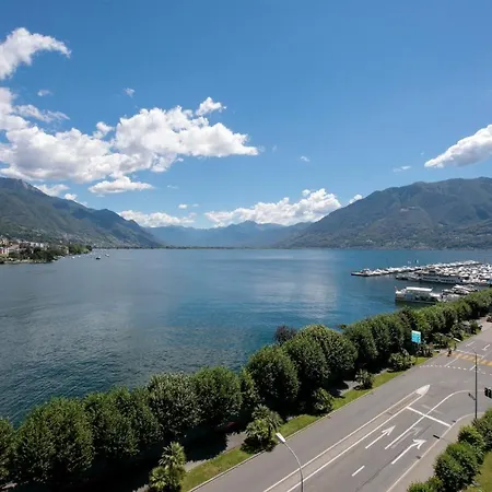 Vivian 701 A Locarno
