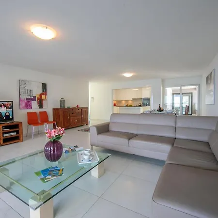 Apartment Vivian 701 A Locarno